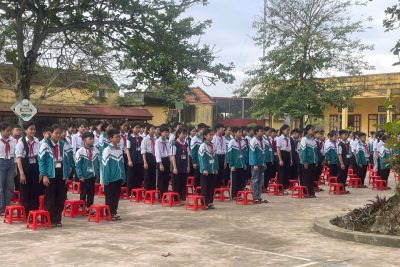TRƯỜNG THCS TÂN KHÁNH TƯỞNG NIỆM CÁC NẠN NHÂN TỬ VONG DO TAI NẠN GIAO THÔNG